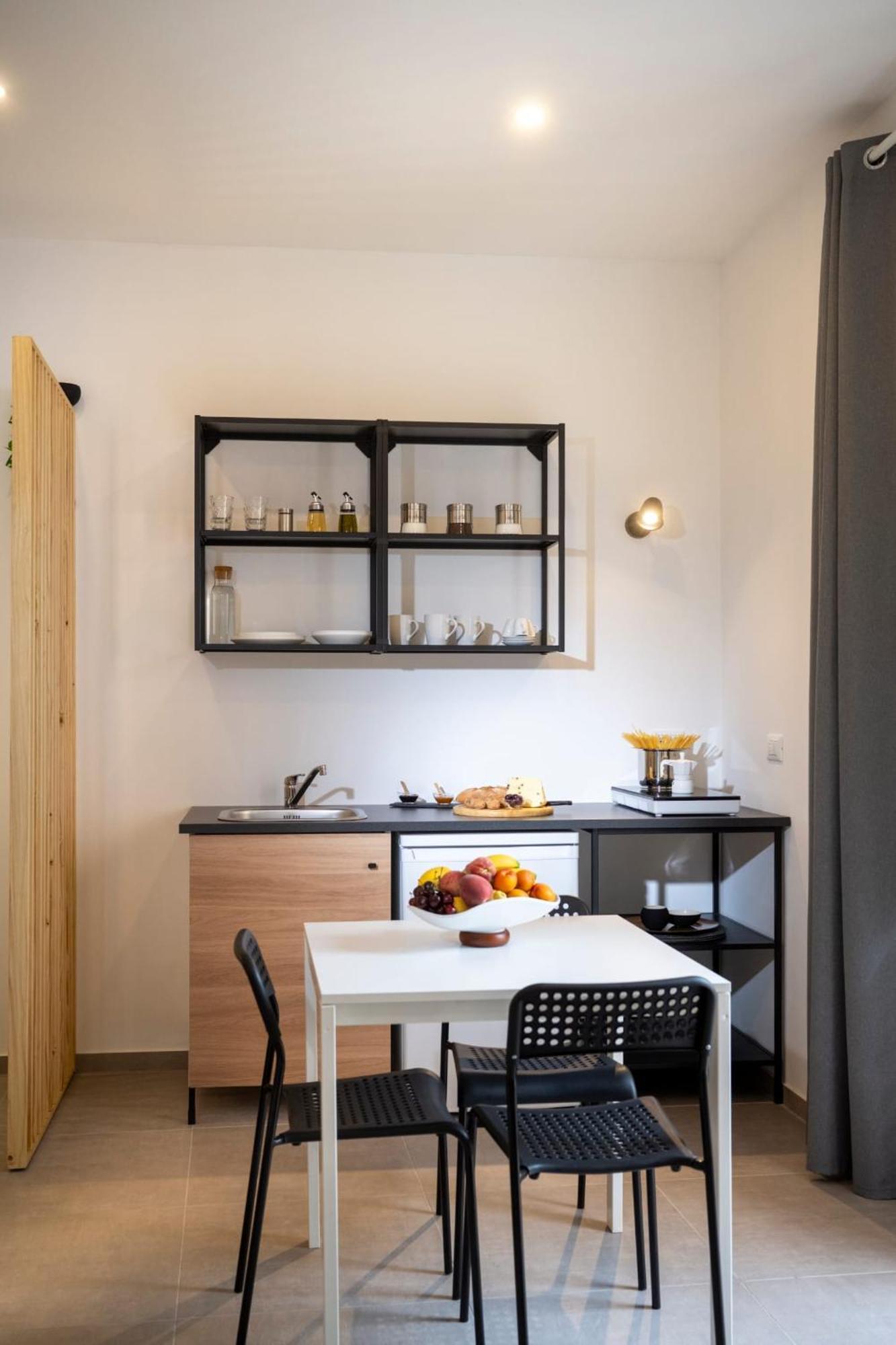 Mameri Central Rooms Castellammare del Golfo Exterior photo